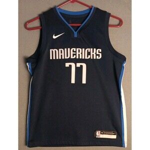 Dallas Mavericks Nike NBA Swingman Luka Doncic #77 Youth Medium Navy Jersey